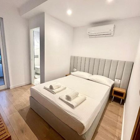 Hotel Aulona Sarandë Exteriér fotografie