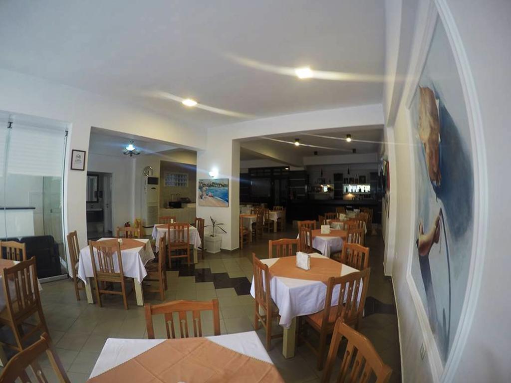 Hotel Aulona Sarandë Exteriér fotografie